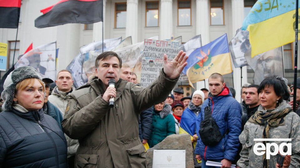 Саакашвілі затримали 5 грудня й помістили в авто СБУ, однак активісти звільнили політика