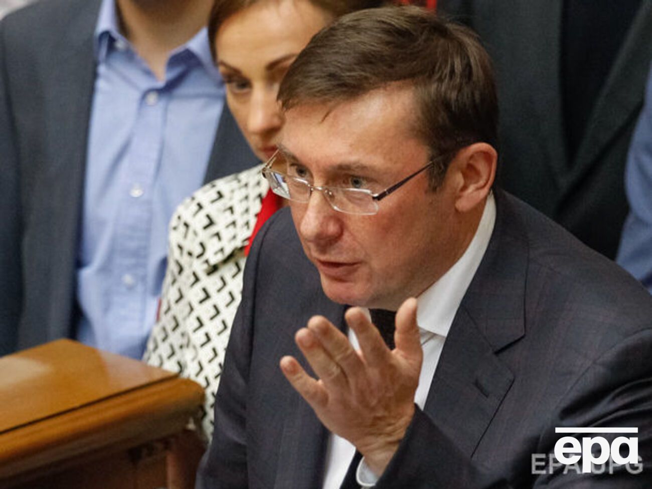 Луценко заявил, что Сытник и Холодницкий развязали "законоубийственную войну между ведомствами"