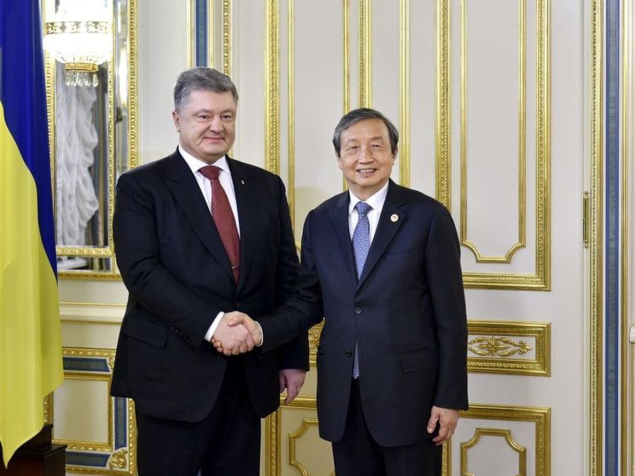 Порошенко зустрівся з Ма Каєм