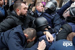 В полиции утверждают, что в ходе операции пострадали два гражданских лица