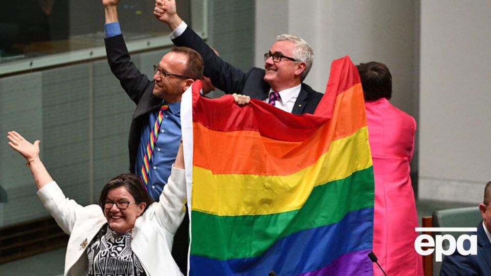 Парламентарии поддержали равные права на брак для вех австралийцев