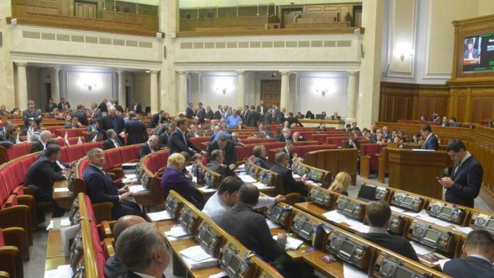 Закон ухвалили вночі