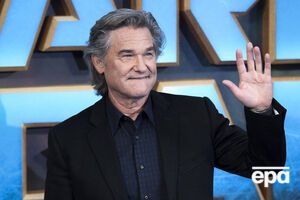 Рассел перевоплотится в Санту