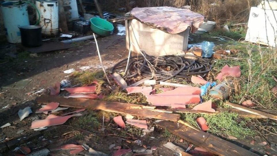 В результате обстрела поврежден жилой дом в Водяном