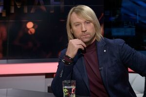 Винник про оплату операції матері: Це не подарунок, напевно, а борг