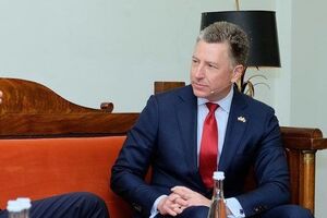 Волкер заявил, что гуманитарній кризис ухудшается