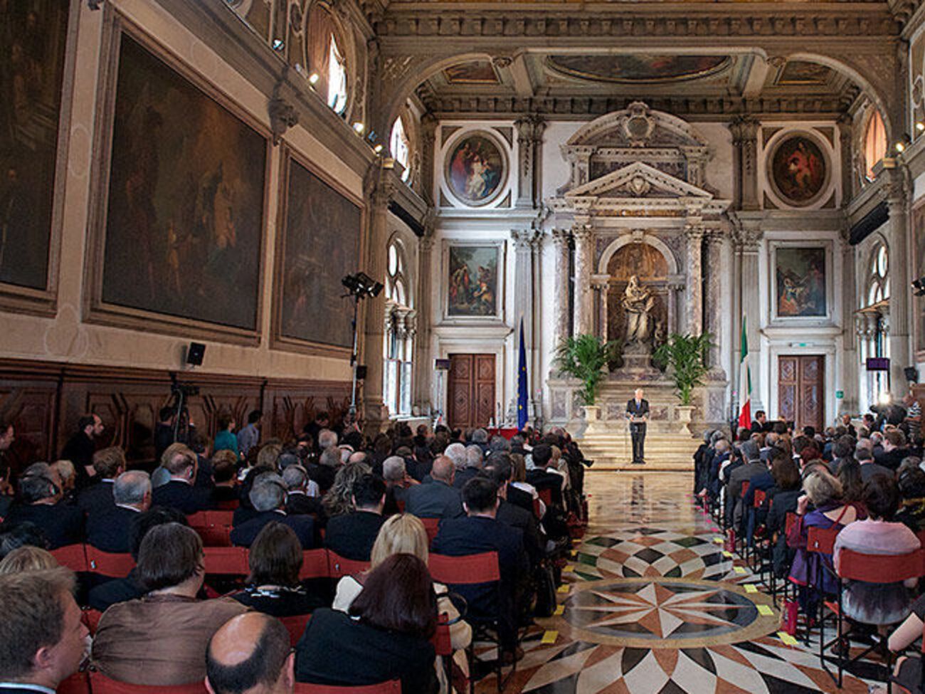 Венеціанська комісія звернула увагу Києва на неоднозначні формулювання в одній зі статей закону