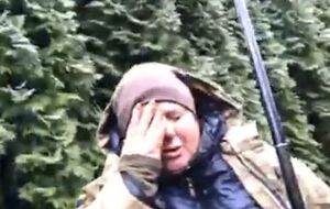 Активистка: Барна в глаз ударил кулаком