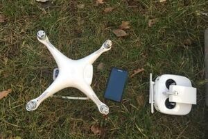 Контрабандисты использовали квадрокоптер марки "Фантом"