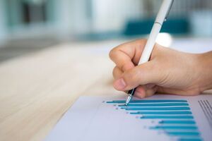 Найбагатші люди країни насправді жебраки, стверджує портал