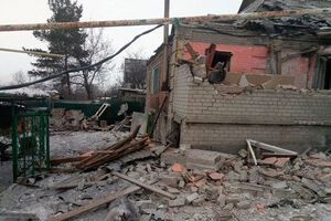 За прошлые сутки в Авдеевке от обстрелов пострадали несколько домов