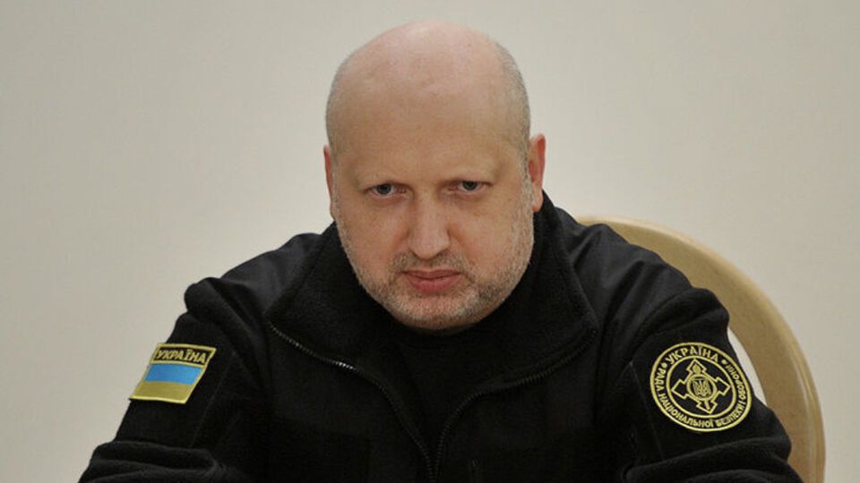 Турчинов: Кремль предпочитает удерживать несогласных с оккупацией Крыма за решеткой