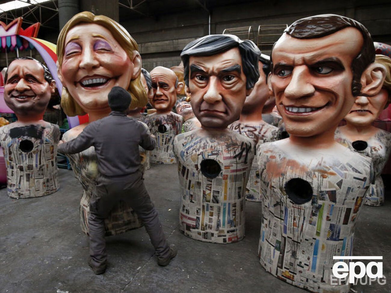 WikiLeaks зібрала тисячі документів на кандидатів у президенти Франції