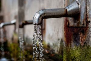 Окупований Донецьк залишився без води через бойові дії