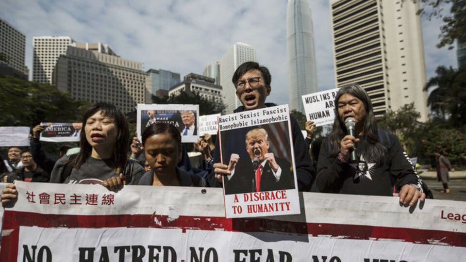 В Гонконге прошла акция протеста против Трампа. Фоторепортаж