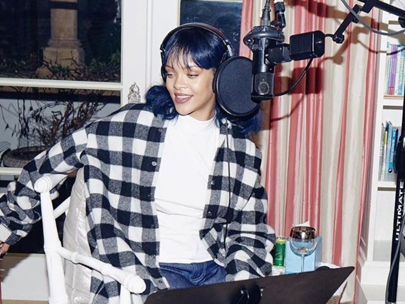 Рианна показала актрис фильма "Восемь подружек Оушена"