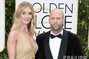 Гантінгтон-Вайтлі: Дуже рада повідомити, що ми з Джейсоном чекаємо на дитину! Занурені в кохання!