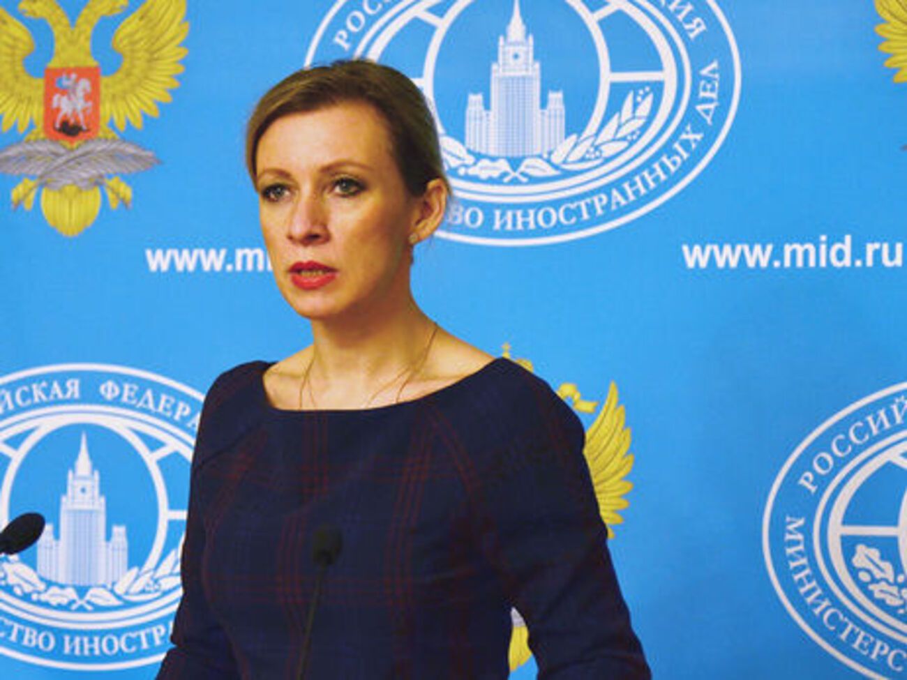 Захарова считает, что на Трампа оказывается давление