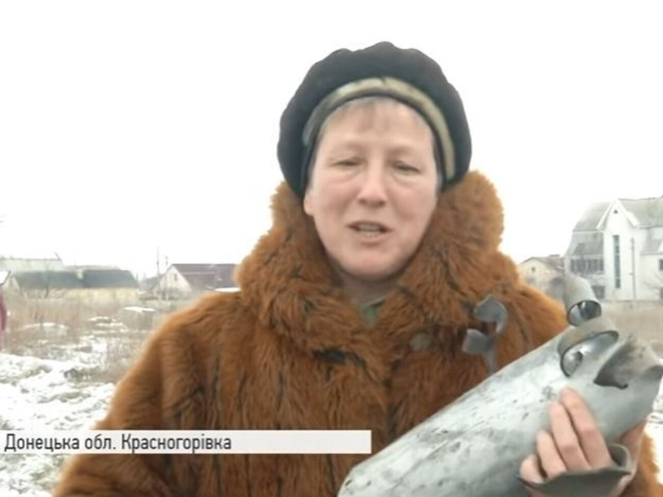 Жители Красногоровки рассказали, как им живется под обстрелами боевиков