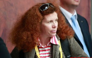 Латынина: Донецк и Луганск превратились в гигантскую территорию, где можно делить бабло, и главным аргументом является насилие