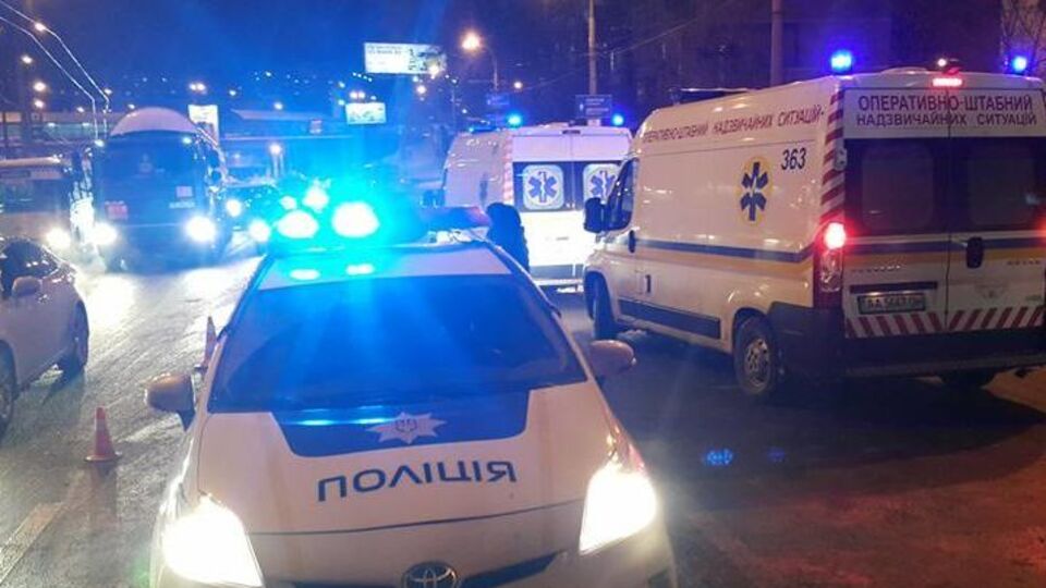 ДТП произошло на улице Вадима Гетьмана в Киеве