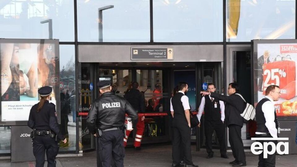 Из-за инцидента были задержаны 13 авиарейсов
