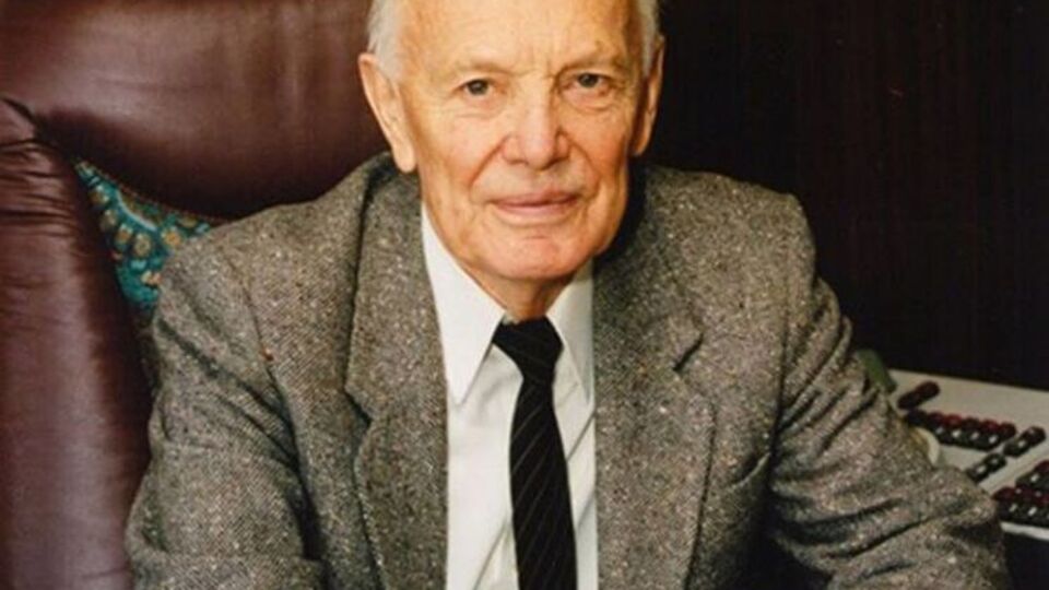 Президенту НАН Патону в ноябре 2016 года исполнилось 98