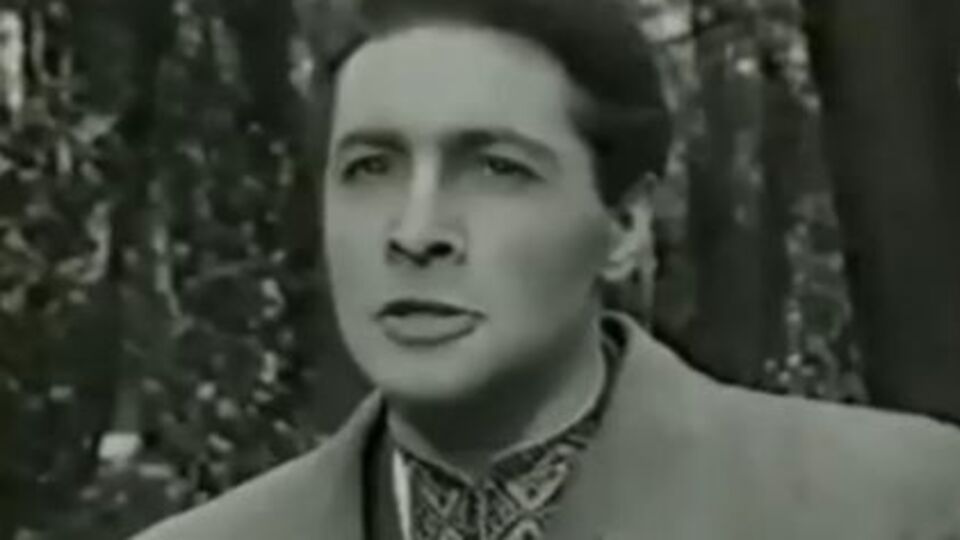 Герой советского фильма в исполнении Вячеслава Тихонова читает стихи об Украине