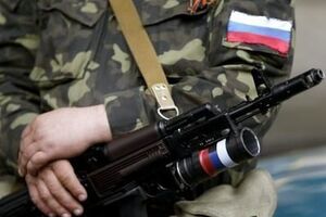 Розвідка: БМП бойовиків наїхала на авто цивільних осіб