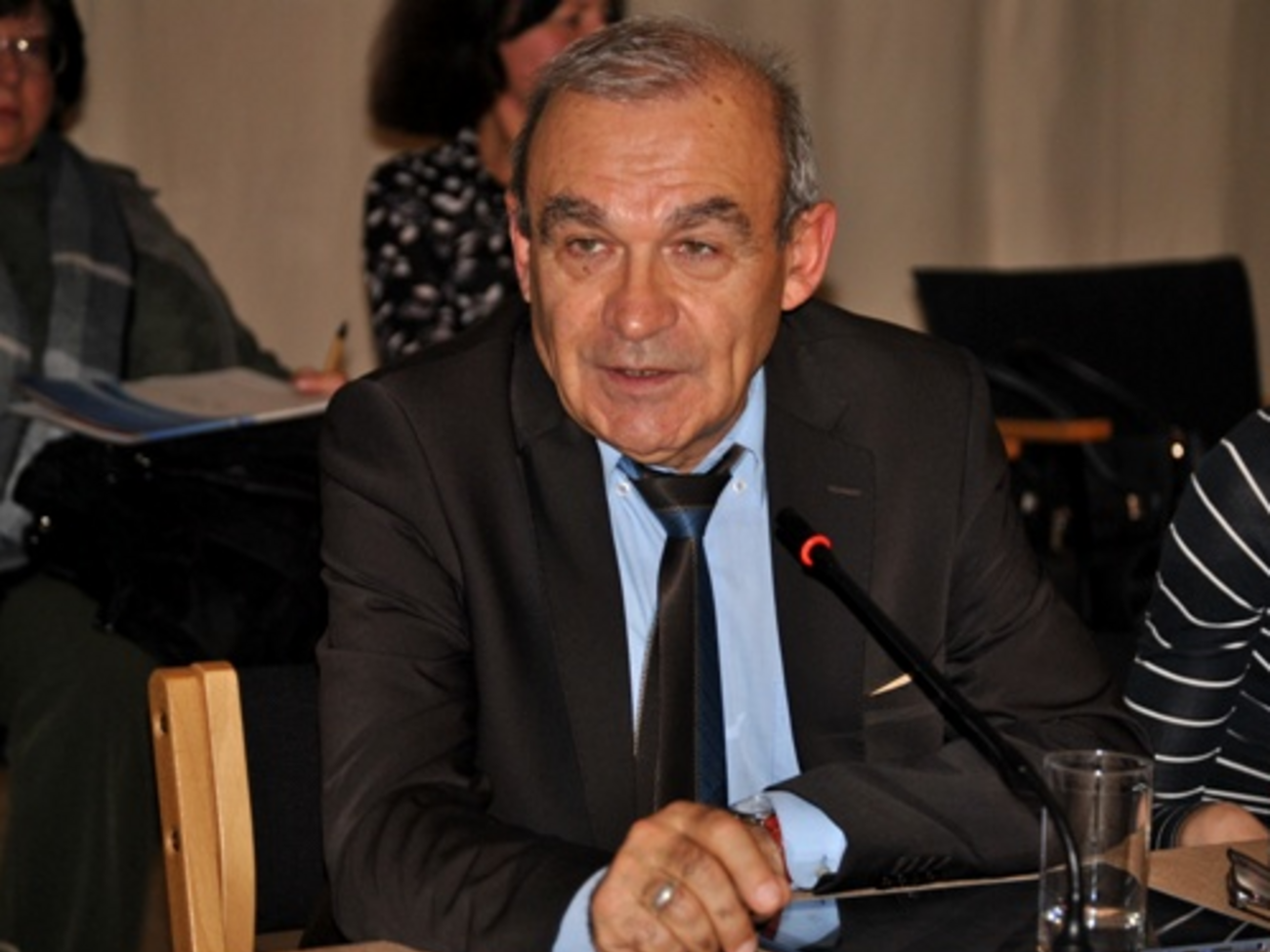 Президент США – это не бог, он не может принимать все решения так, как ему захочется