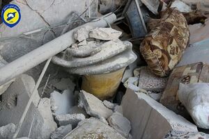 20 ноября 2016 года, бочки с хлором (желтого цвета, в центре кадра) сброшены на жилой квартал Алеппо, утверждали представители местной гражданской обороны