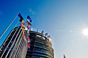 В Европарламенте идут дебаты в связи с обострением ситуации в Украине