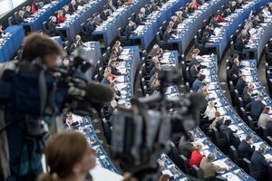 Евродепутаты одобрили механизм приостановки безвизового въезда гражданам третьих стран