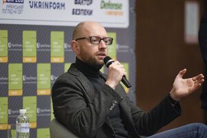 Яценюк: Свободой и международным правом не торгуют