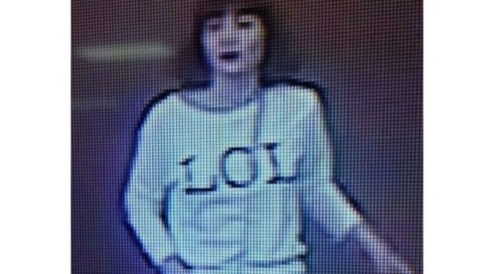 Подозреваемая в убийстве Ким Чен Нама – среднего возраста и азиатского происхождения