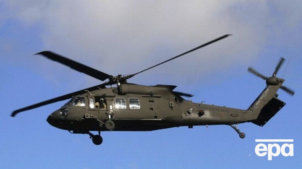 У складі авіагрупи 50 вертольотів Black Hawk, 24 ударні вертольоти АН-64 Apache і 10 важких військово-транспортних вертольотів Chinook