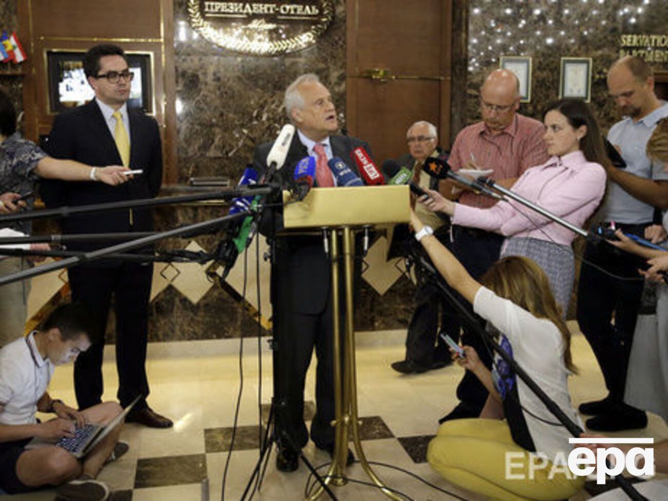 Брифинг Сайдика пытались сорвать четверо нарушителей