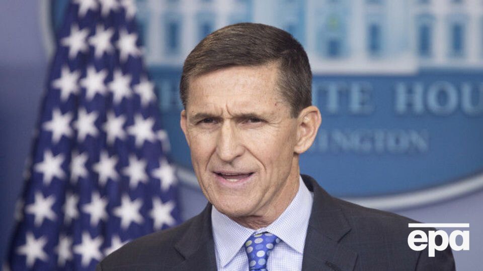 Сенат хоче ознайомитися зі змістом розмов Флінна