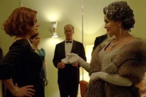 Сарандон і Ленг виконують ролі двох актрис, які ворогують