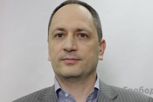 Учасники блокади непідконтрольної території Донбасу діють синхронно з терористами, уважає Черниш