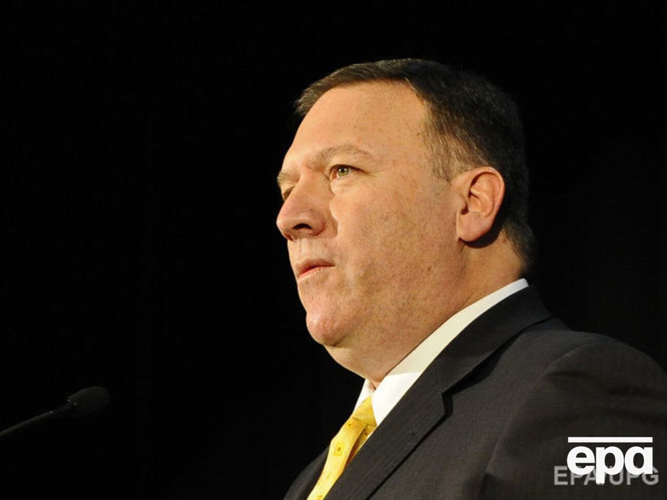 Помпео запевняє, що від Трампа не приховують секретну інформацію