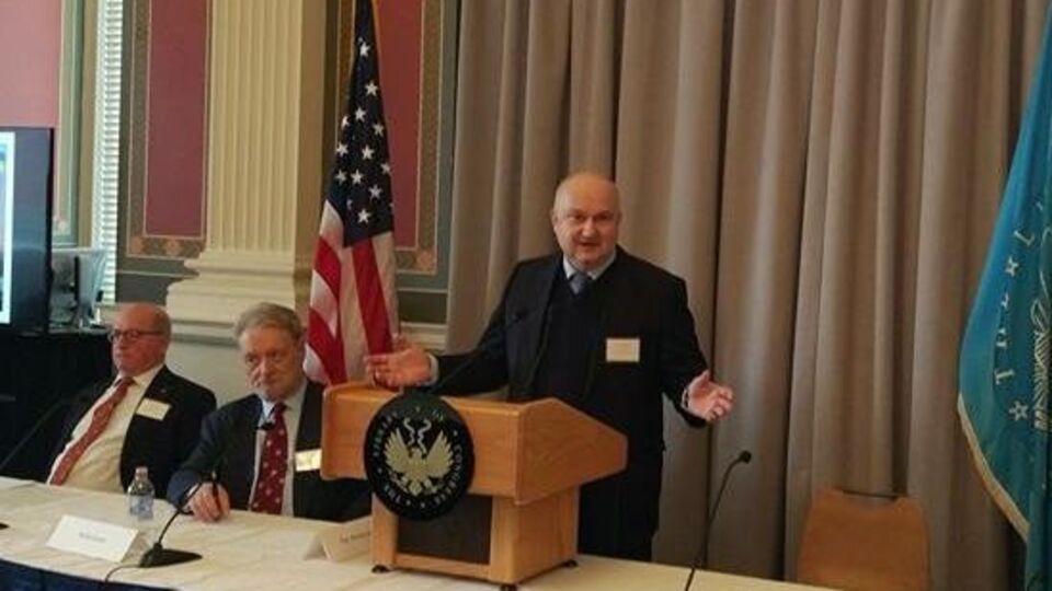 Смешко: Головна проблема – рівень компетенції і професіоналізму керівництва України, відповідального за питання національної оборони і безпеки