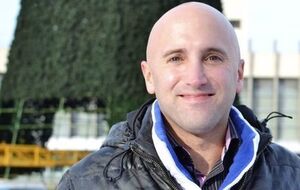 Информация о мобильных телефонных переговорах британского журналиста Грэма Филлипса стала доступна ГПУ