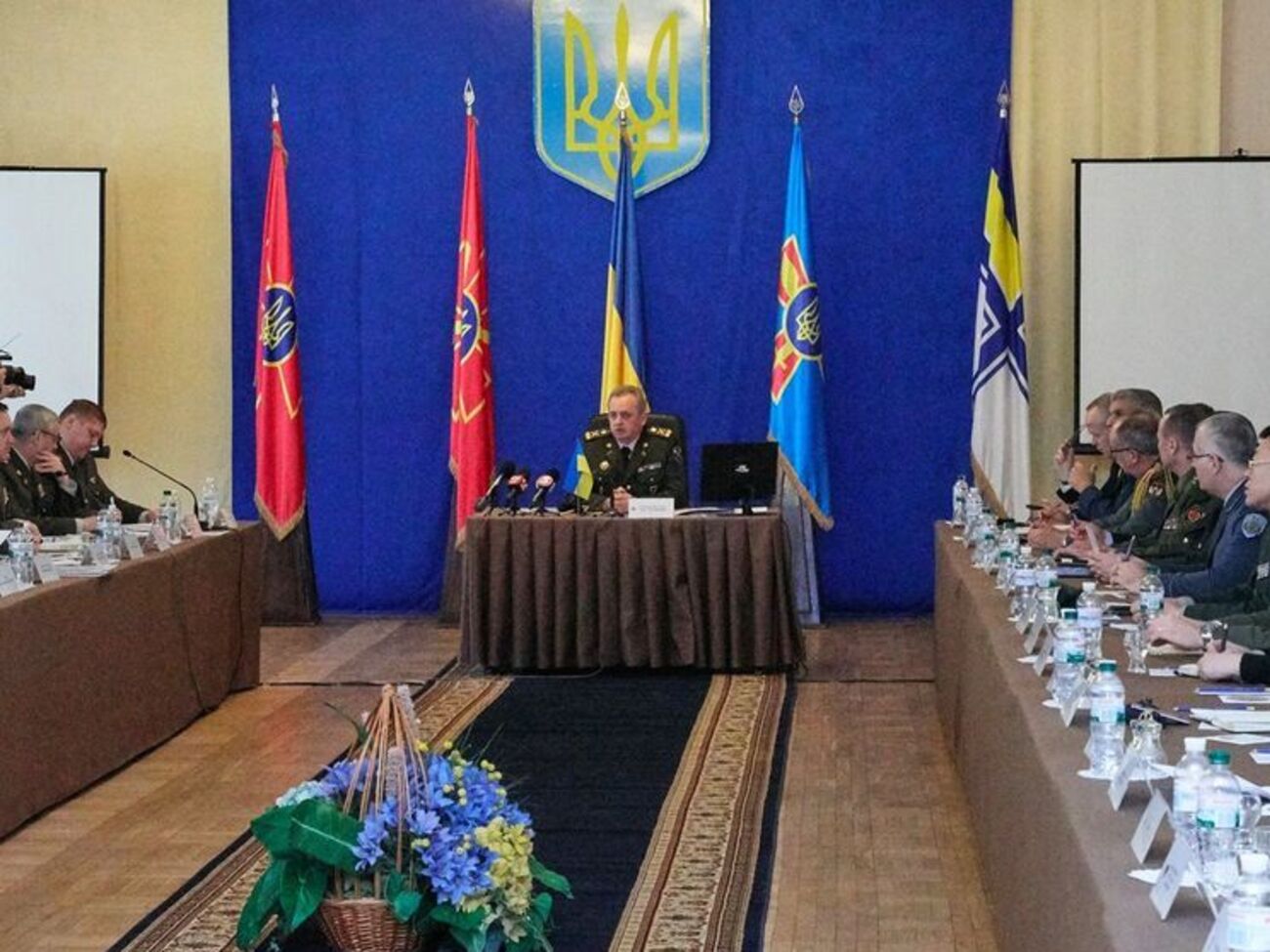 Муженко провів зустріч із членами Київської асоціації військових аташе