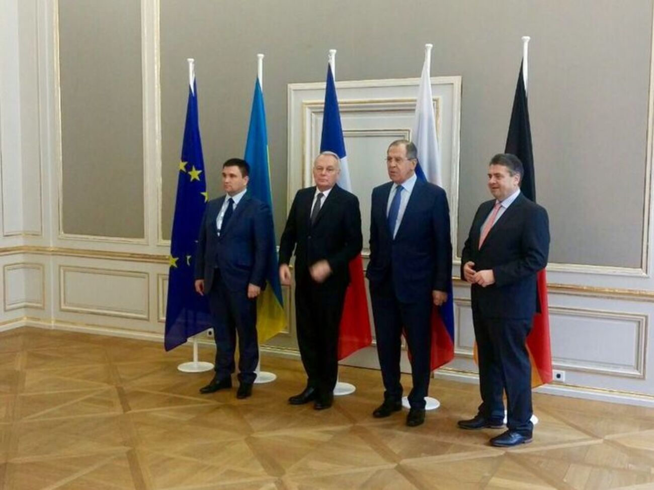 На встрече присутствовали министры иностранных дел Украины, России, Франции и Германии
