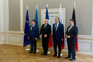 На встрече присутствовали министры иностранных дел Украины, России, Франции и Германии