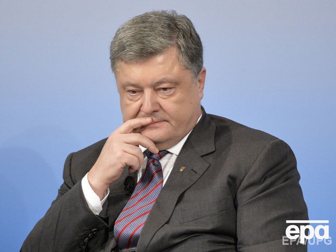 Порошенко: Я поінформував віце-президента Пенса щодо нещодавнього рішення Путіна про визнання паспортів окупованих територій