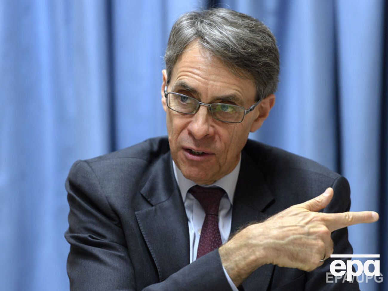 Рот: Ми не повинні думати, що миру можна досягти в конференц-залах