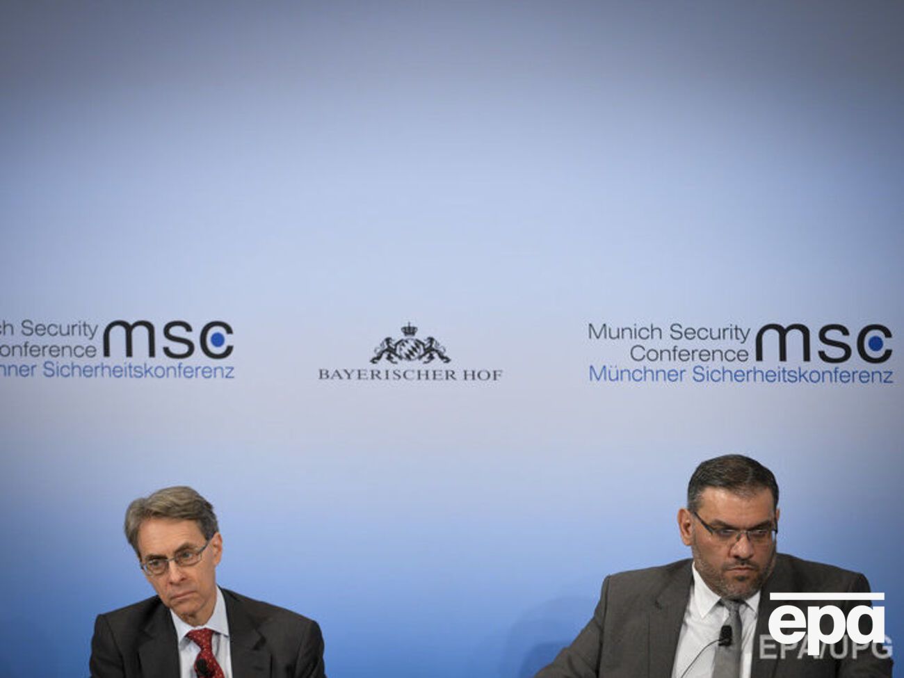 По словам Рота (на фото слева), Асада нужно заменить кем-то, кто "согласится обеспечить безопасность всех групп населения, которые проживают в Сирии"