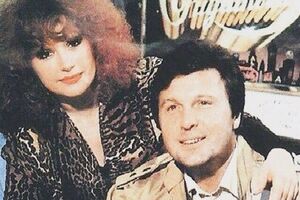 Пугачова: Дорогий мій друже і колего! З Ювілеєм тебе. Здоров'я і радості. Ніколи не забуваю, що ти в деякі моменти мого життя був моїм "амулетом"